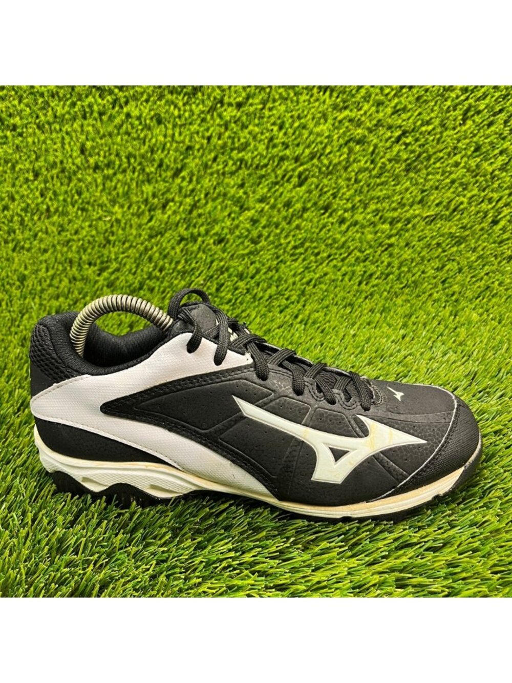 Mizuno Finch Franchise 6 Womens Size 8.5 Black Running Baseball Cleats Shoes